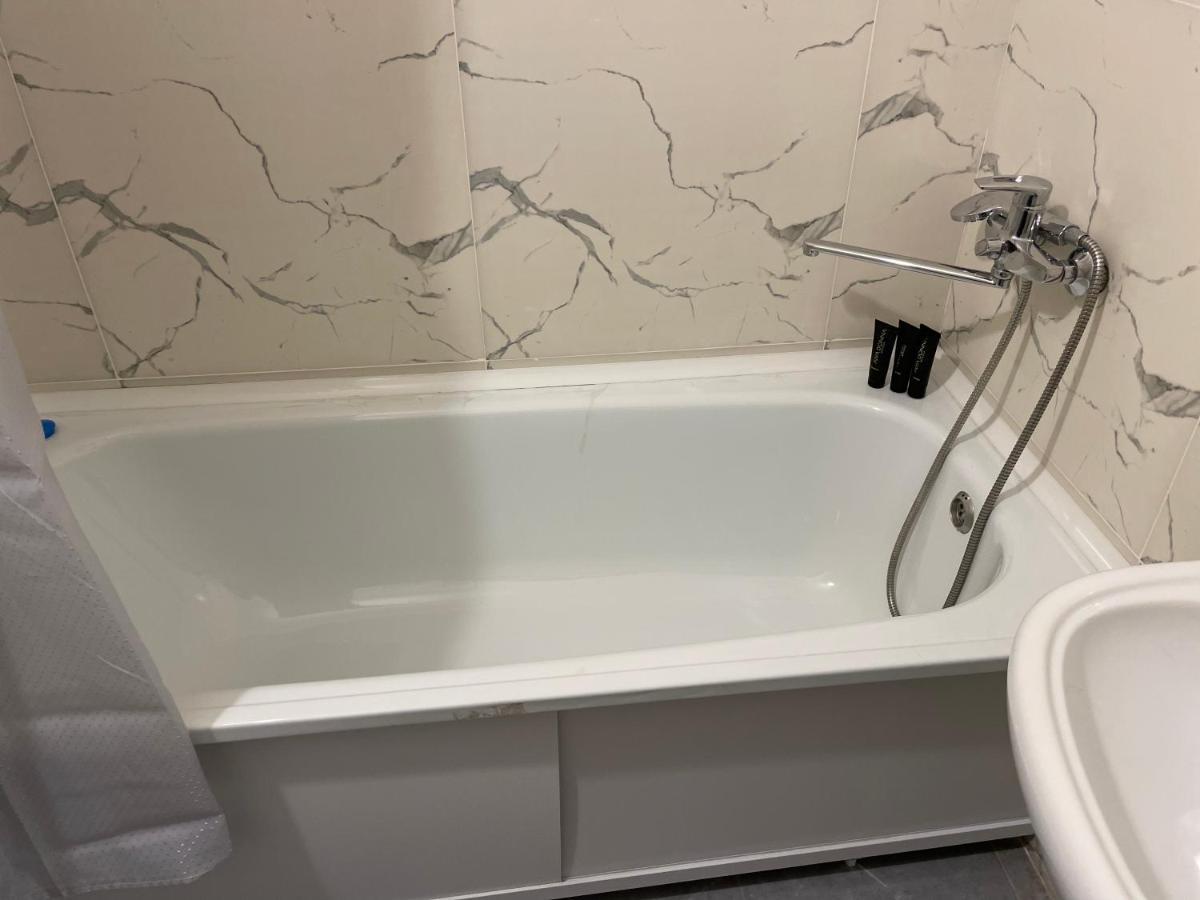 Арбат Apartment Almaty Extérieur photo